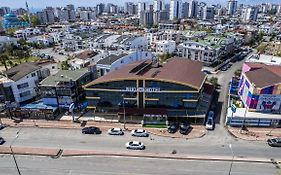 Grand Niki Hotel & Spa